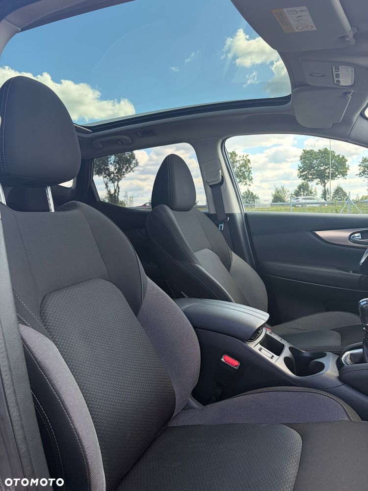 Nissan Qashqai 1.3 DIG-T N-Connecta - 10