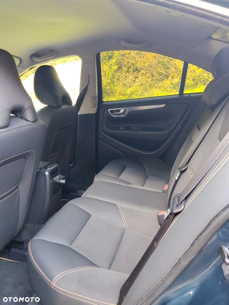 Volvo S60 - 18