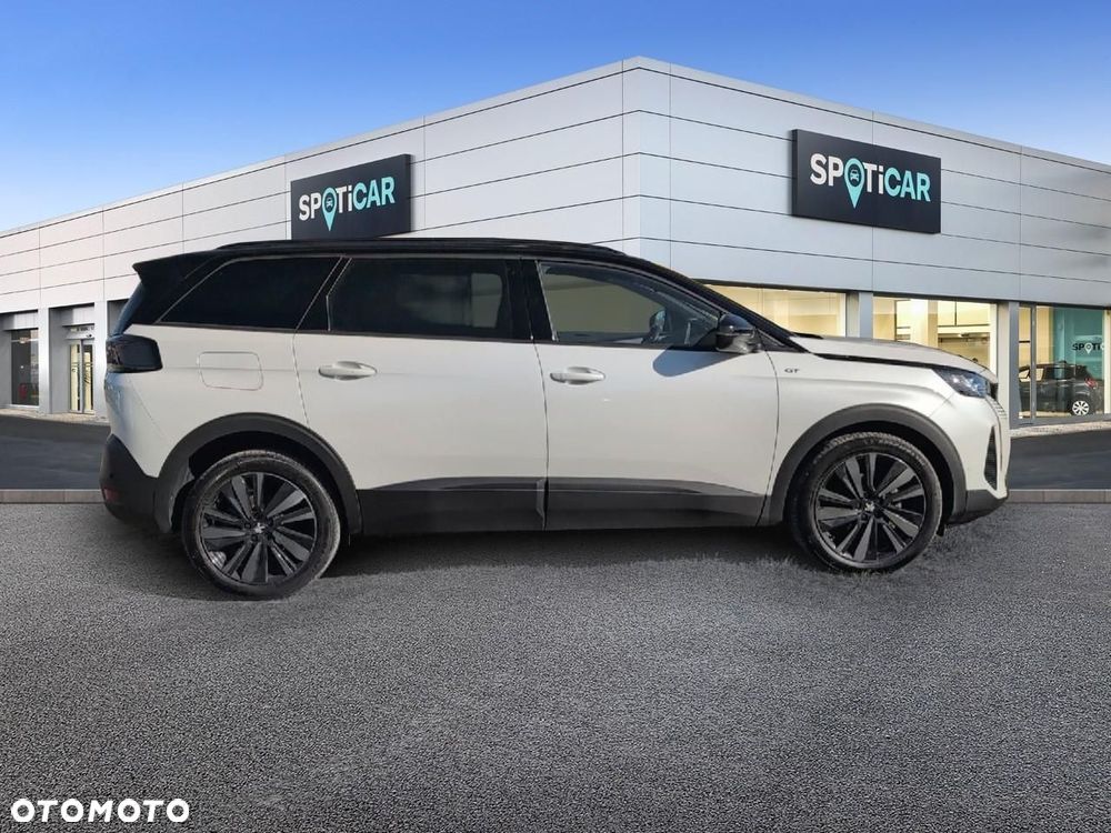 Peugeot 5008 - 5