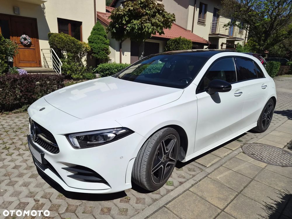 Mercedes-Benz Klasa A 200 AMG Line 7G-DCT - 3