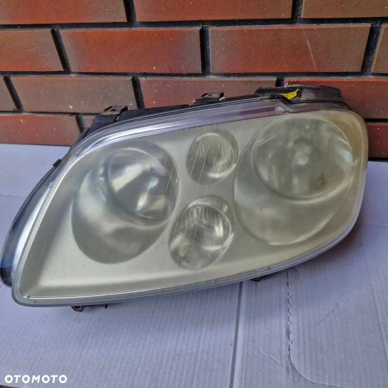 LAMPA LEWA PRZÓD VW TOURAN I 1T0941005D EUROPA - 1