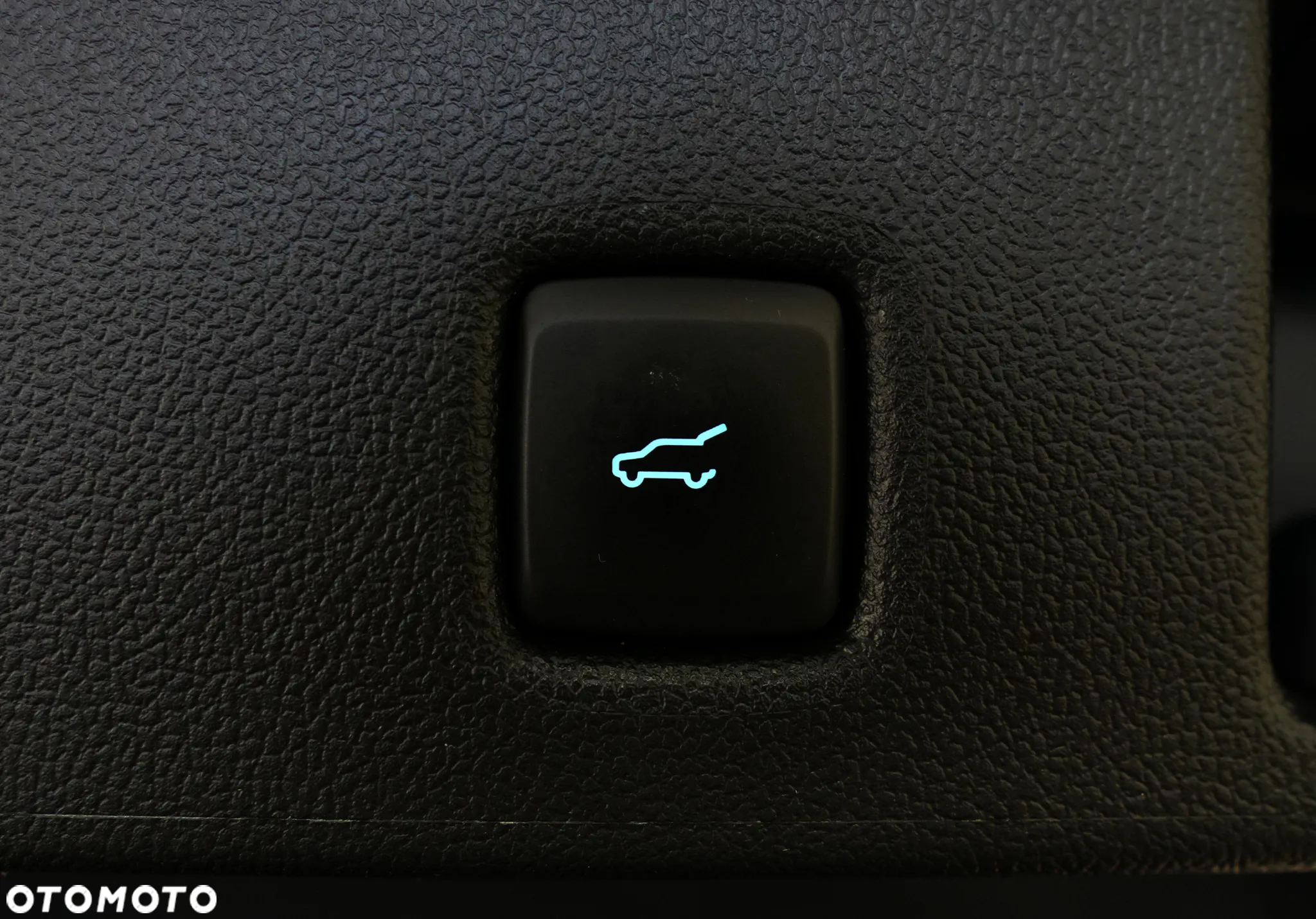 Ford Kuga - 38