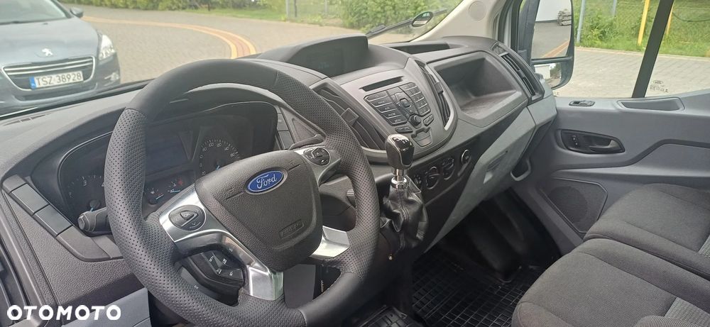 Ford Transit - 7