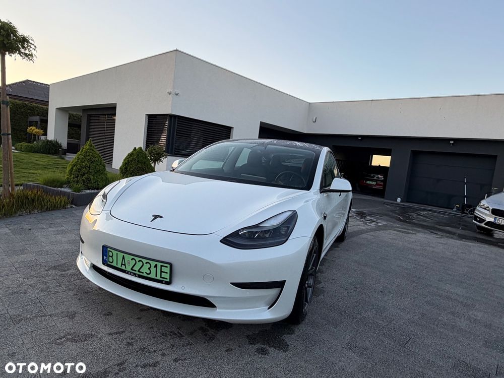 Tesla Model 3 RWD - 24