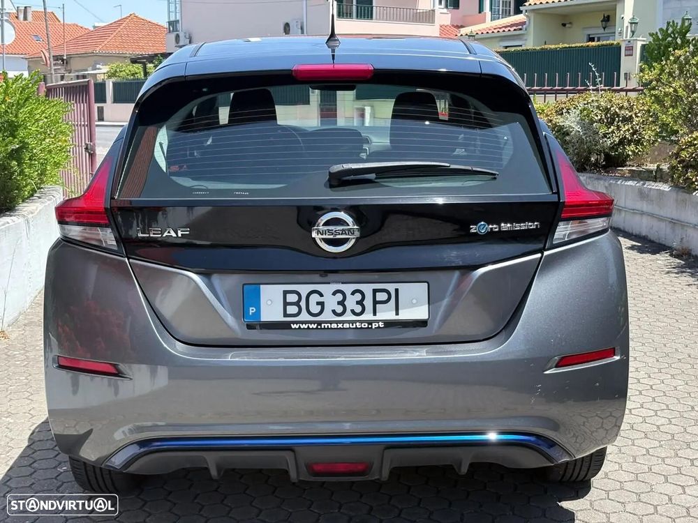 Nissan Leaf N-Connecta - 6