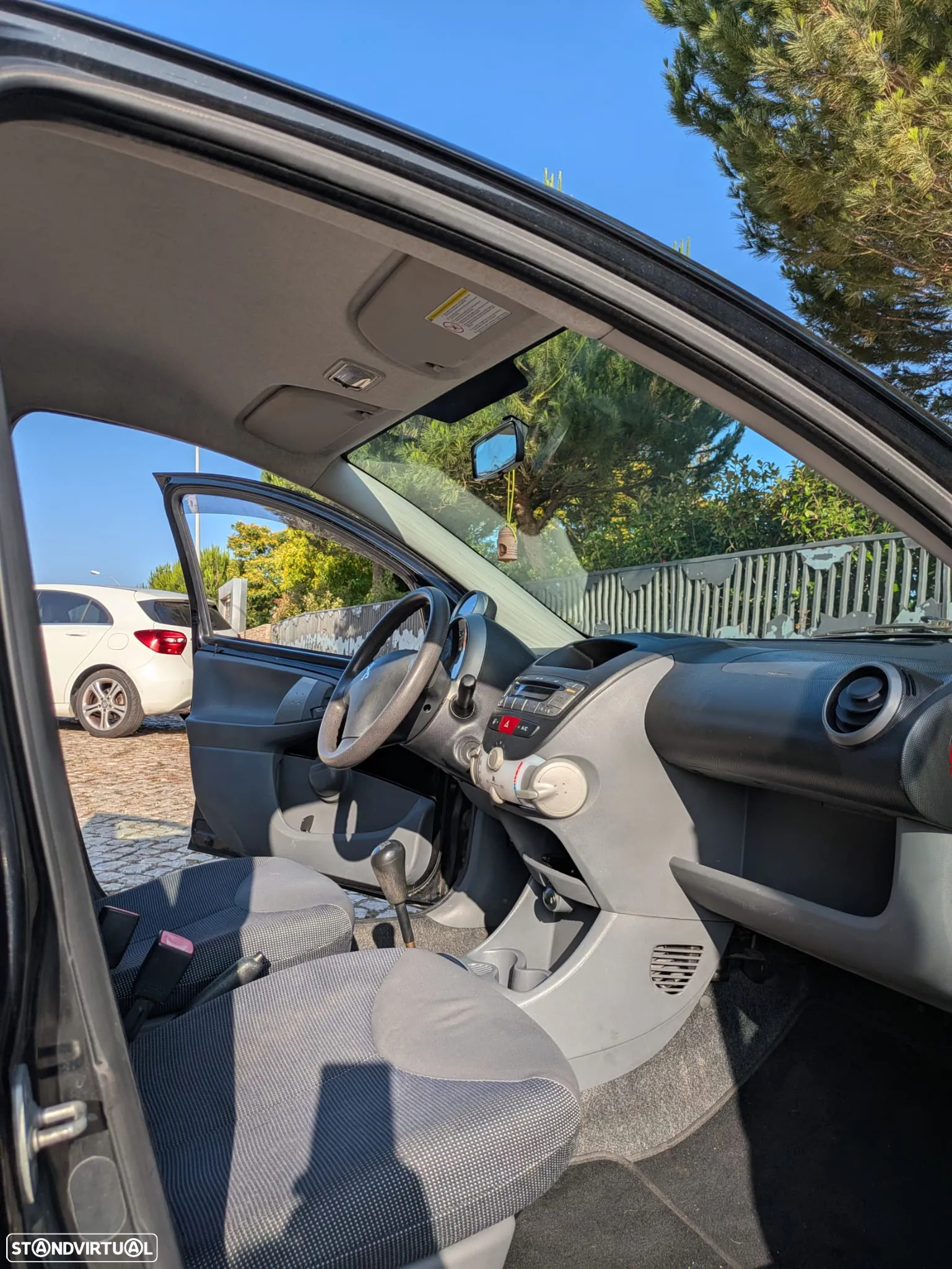 Peugeot 107 1.0 Trendy - 6