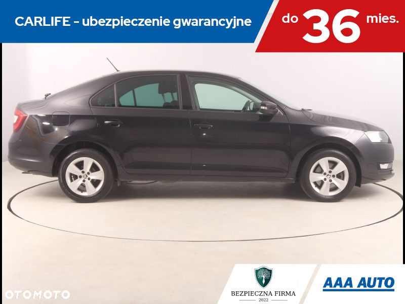 Skoda RAPID - 7