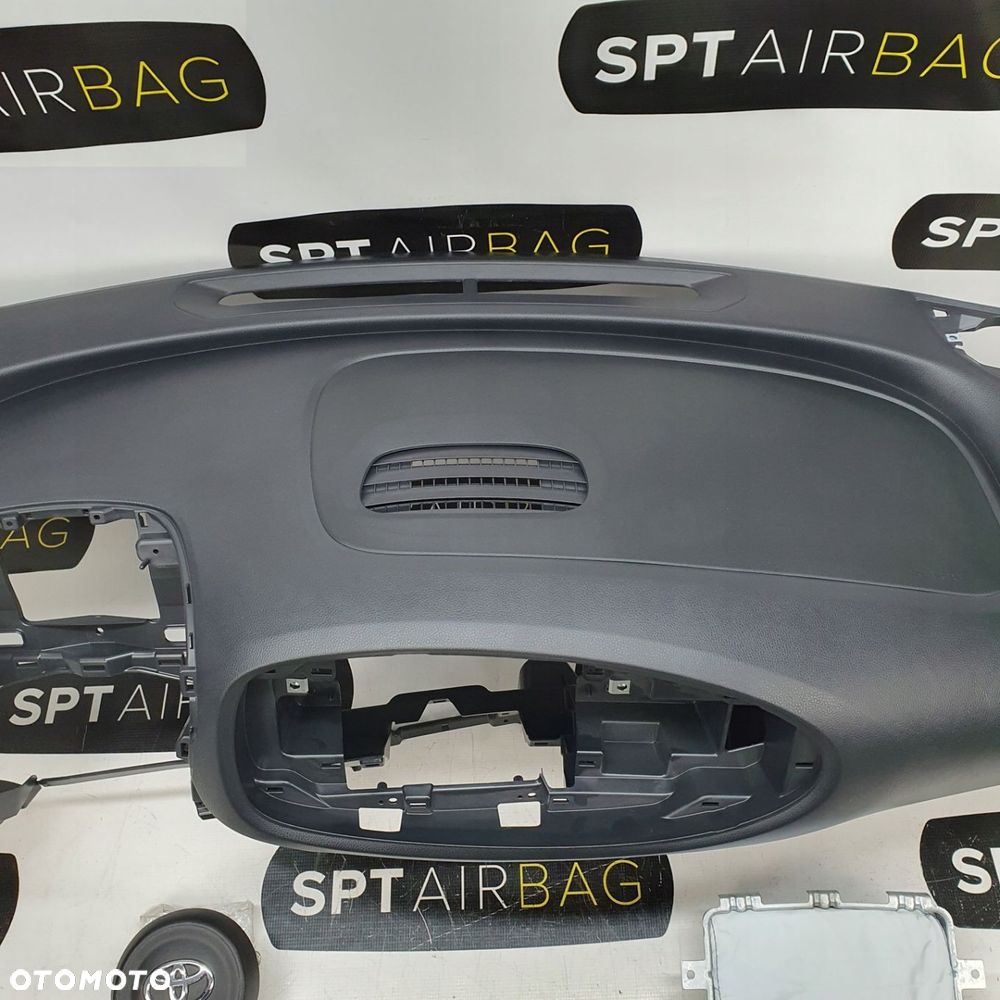 TOYOTA AYGO X DESKA ROZDZIELCZA KONSOLA KOKPIT PULPIT PODUSZKI AIRBAG AIR BAG PASY KIT SET - 3