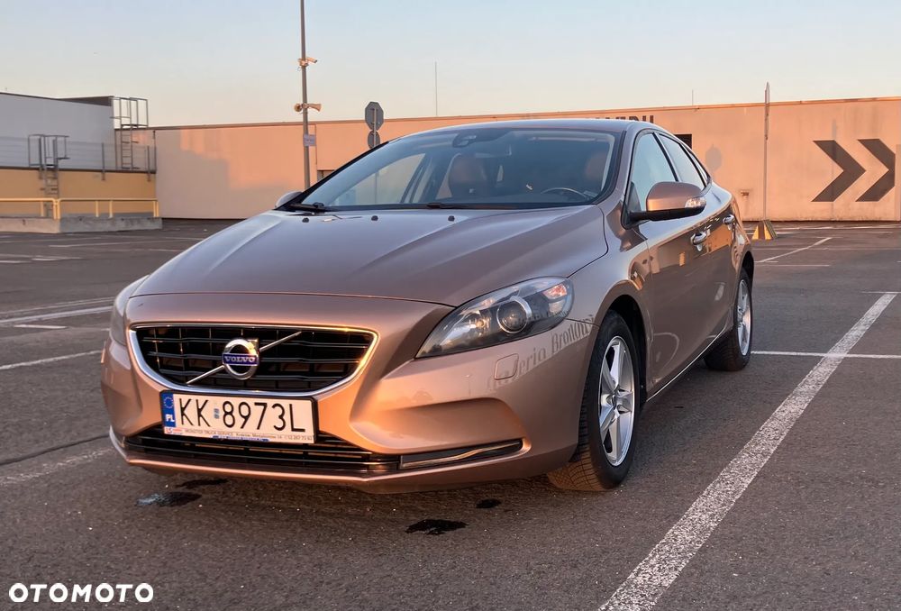 Volvo V40 - 4