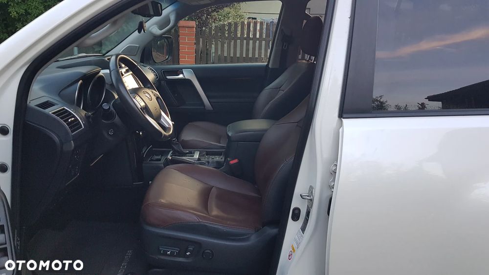 Toyota Land Cruiser 2.8 D-4D Automatik Executive - 15