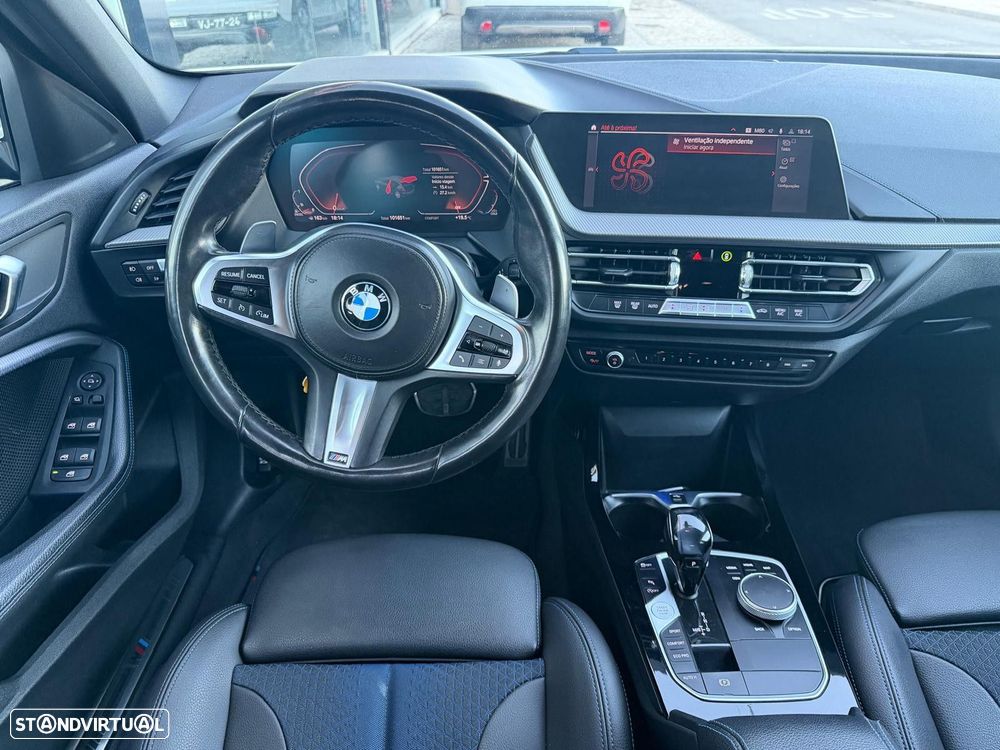 BMW 118 d Pack Desportivo M - 12