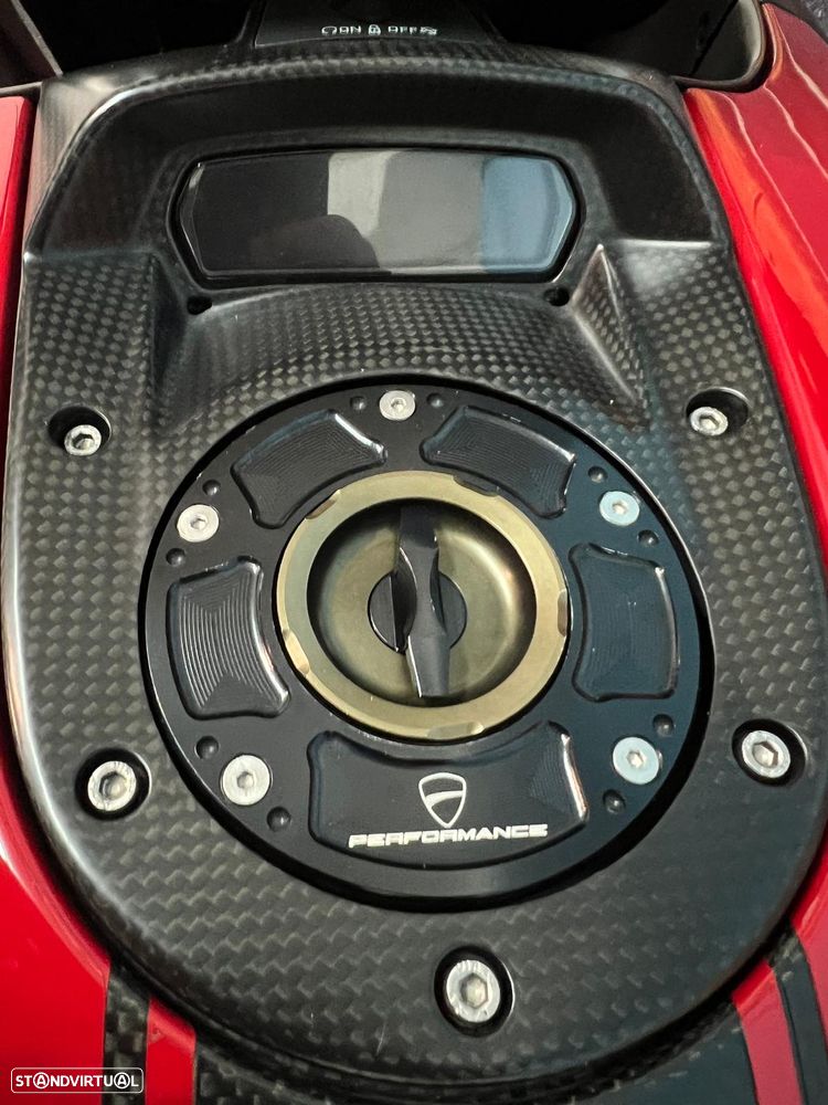 Ducati Diavel Carbon - 20
