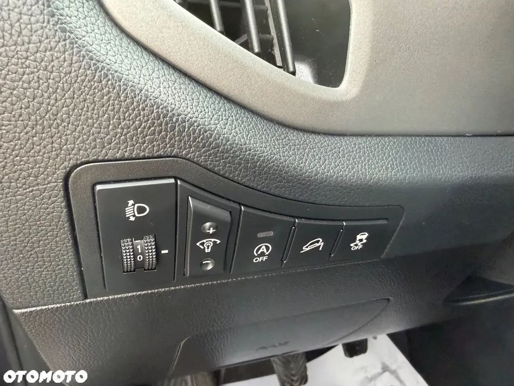 Kia Sportage 1.6 GDI 2WD Attract - 19