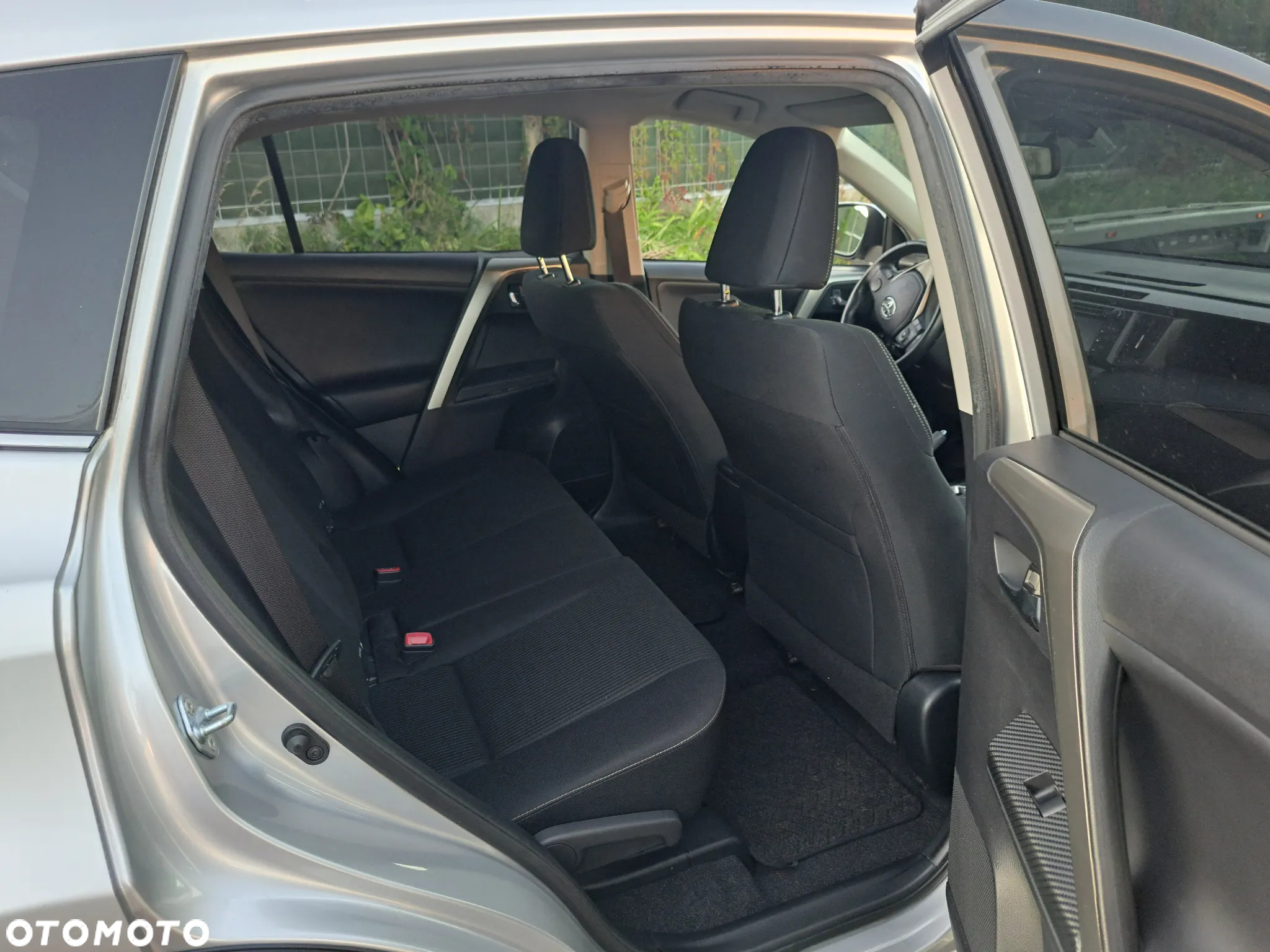 Toyota RAV4 2.2 D-4D 4x4 Automatik Edition - 9