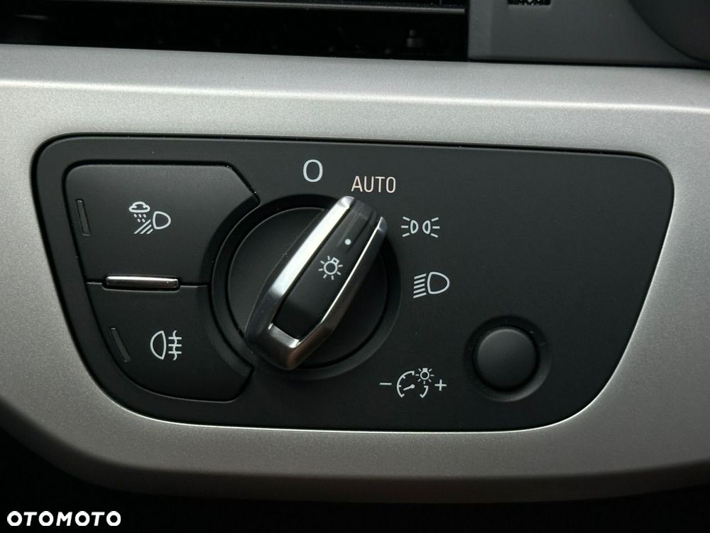 Audi A4 Avant 40 TDI mHEV Quattro S tronic - 36