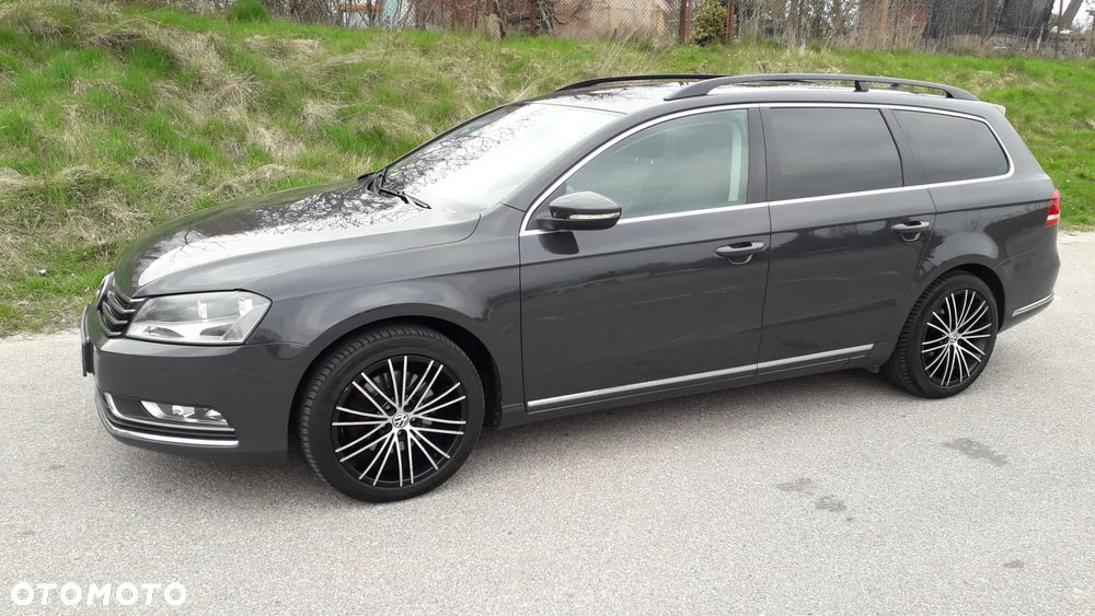 Volkswagen Passat 2.0 TDI DSG BlueMotion Technology Comfortline - 1