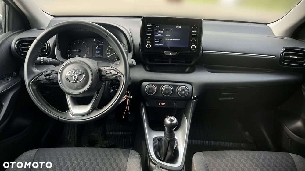 Toyota Yaris - 11