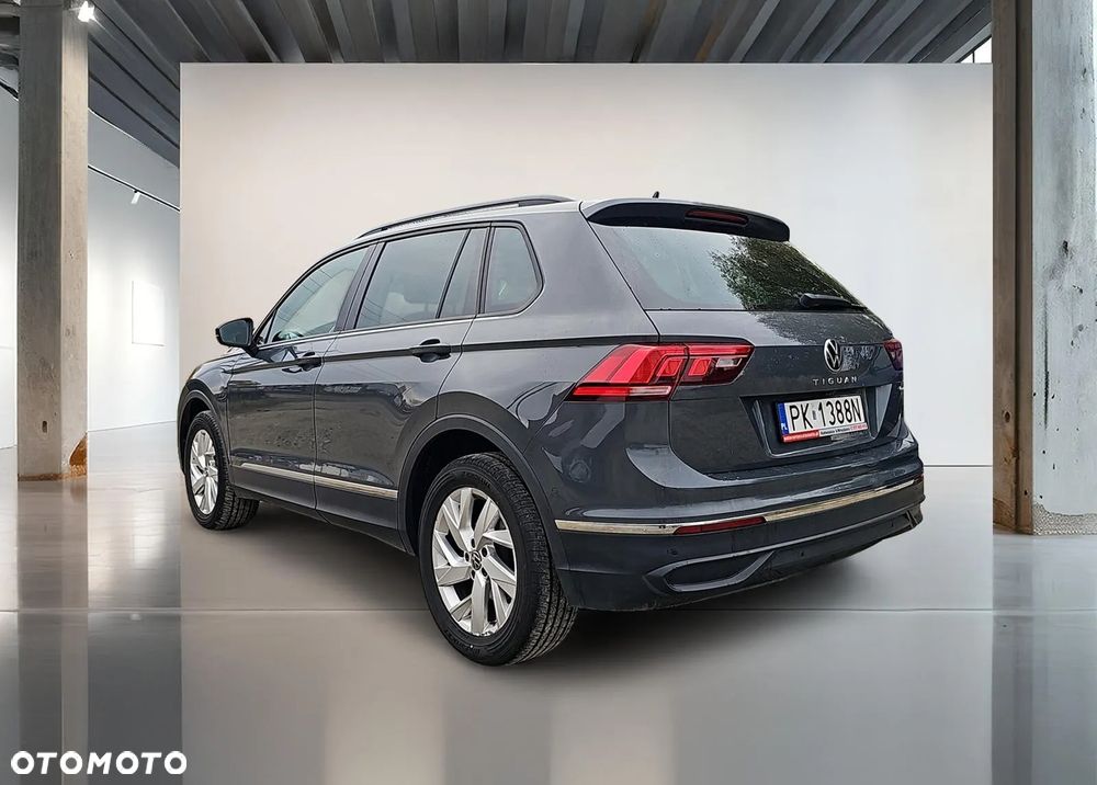 Volkswagen Tiguan 2.0 TSI 4Mot Elegance DSG - 5
