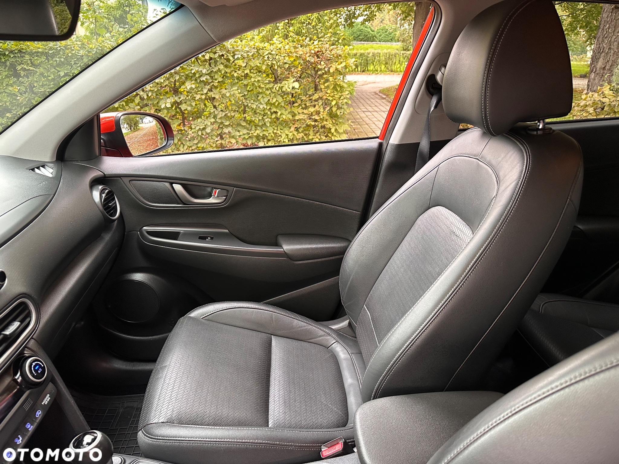 Hyundai Kona 1.6 T-GDI DCT 4WD Premium - 16