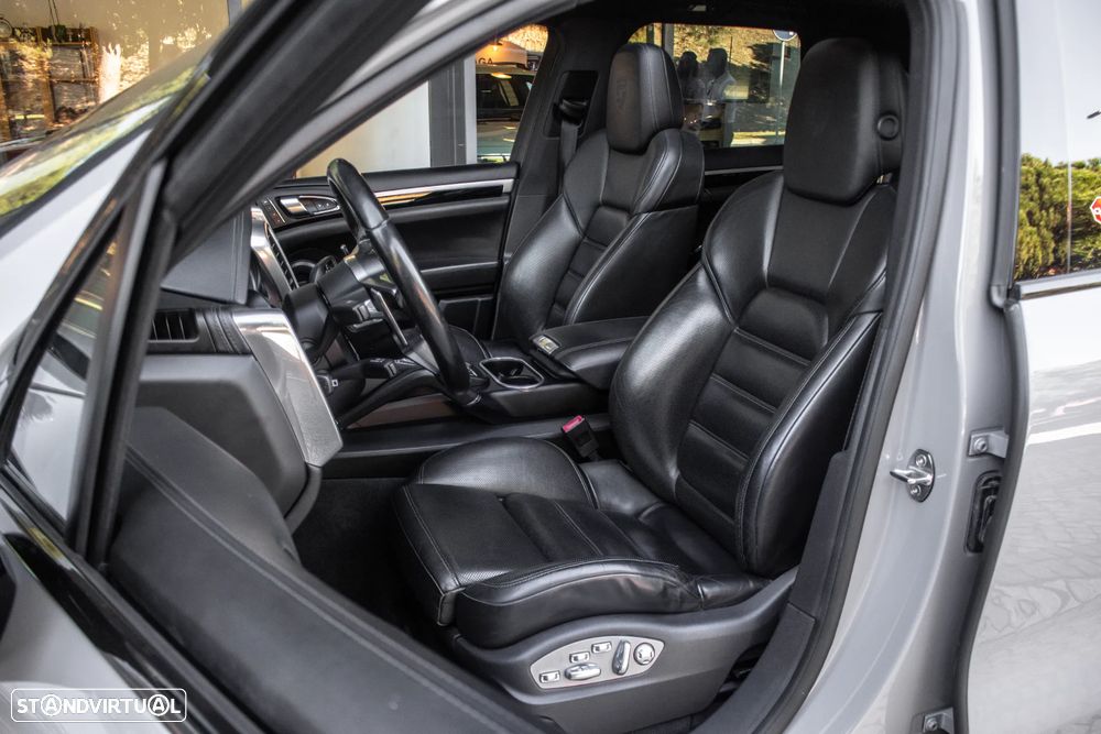 Porsche Cayenne S E-Hybrid - 31