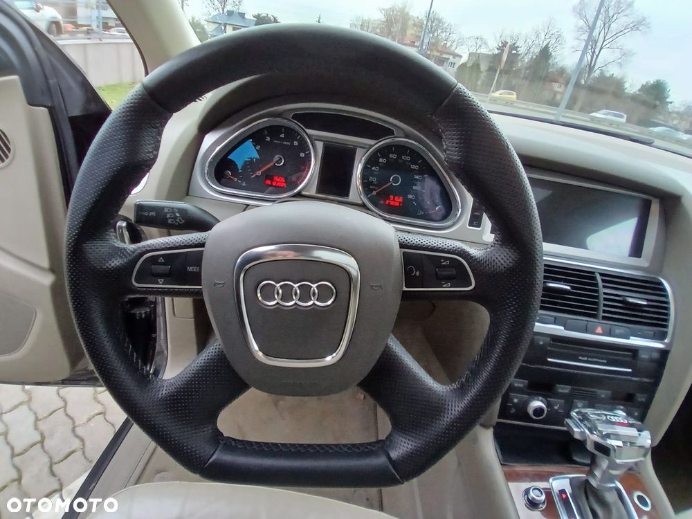 Audi Q7 3.0 TFSI Quattro Tiptronic - 26