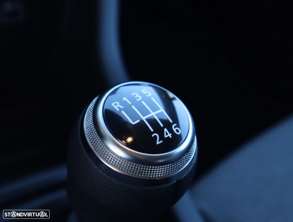 Renault Clio 1.5 Blue dCi Evolution - 37