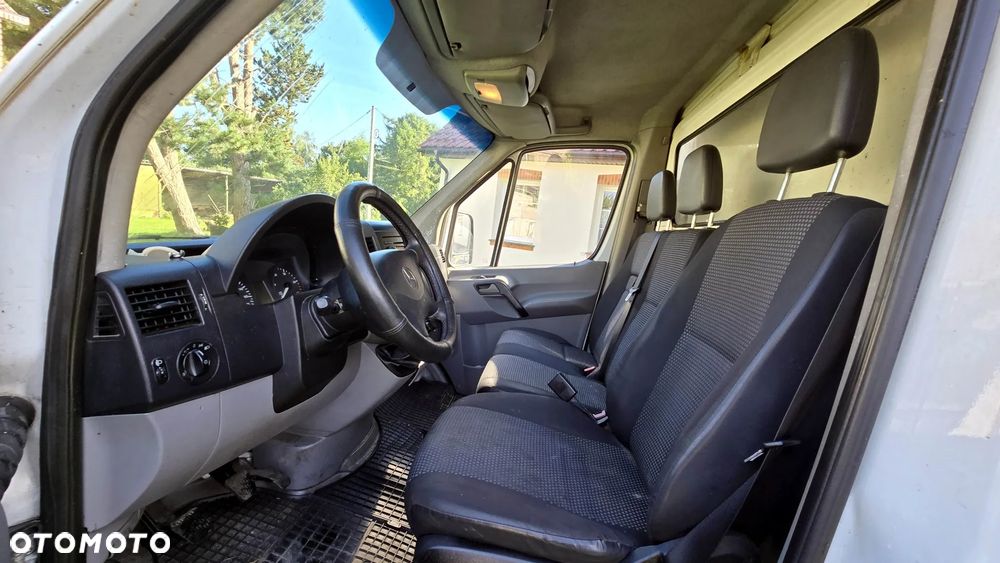 Mercedes-Benz 311 Sprinter - 8