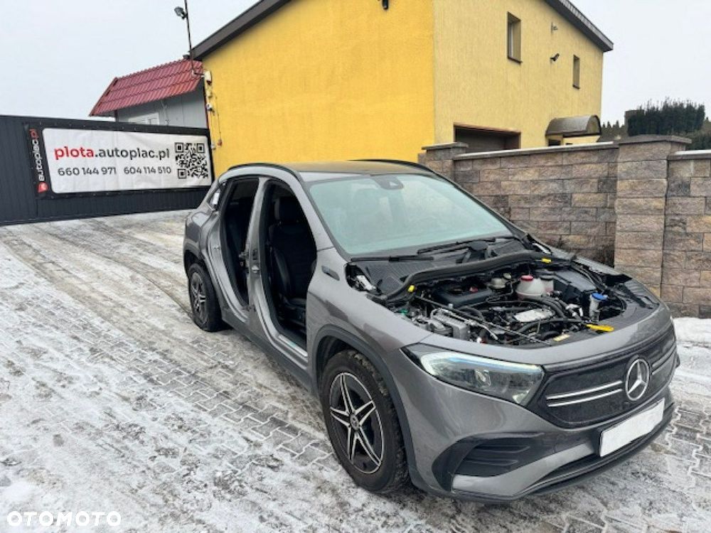 Mercedes-Benz EQA 250 AMG Line - 5