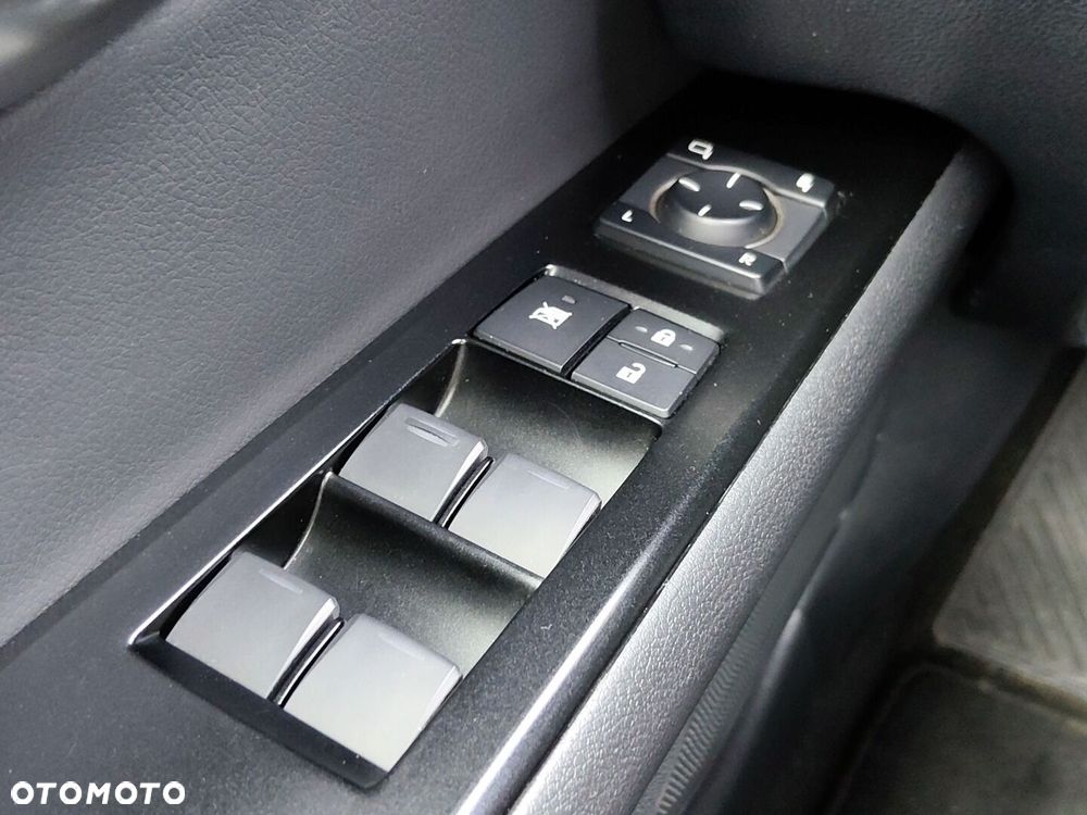 Lexus UX 250h GPF F Impression 2WD - 31