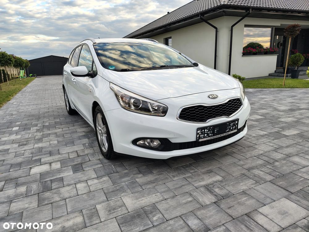 Kia Ceed 1.6 GDI Platinum Edition - 5