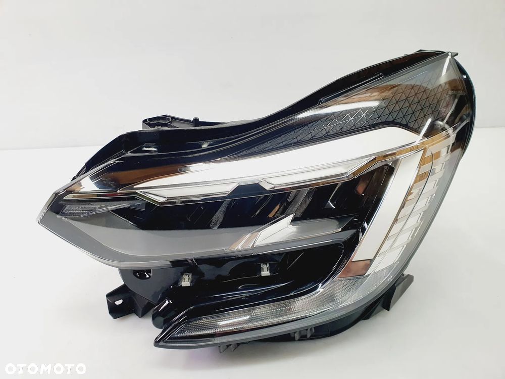 RENAULT CAPTUR II 2 LAMPA PRZÓD LEWA FULL LED EUROPA 260608054R IDEALNA!!! - 2