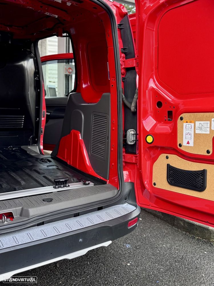 Ford Transit Connect Active - 24