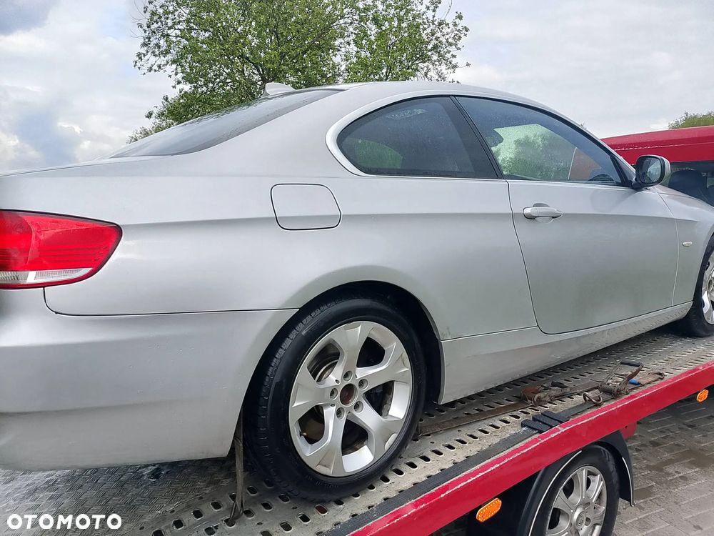 BMW Seria 3 330d xDrive Edition Exclusive - 7
