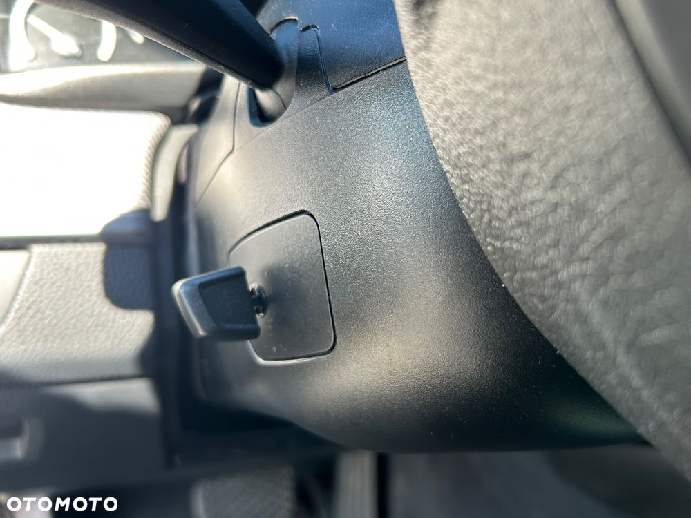 BMW Seria 5 520d - 16