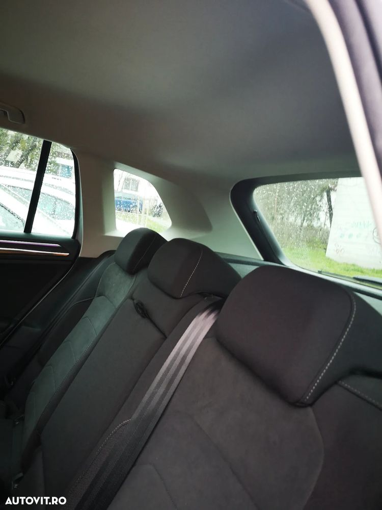 Volkswagen Tiguan - 4
