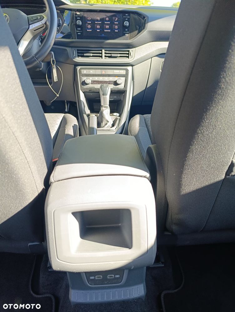 Volkswagen T-Cross - 15