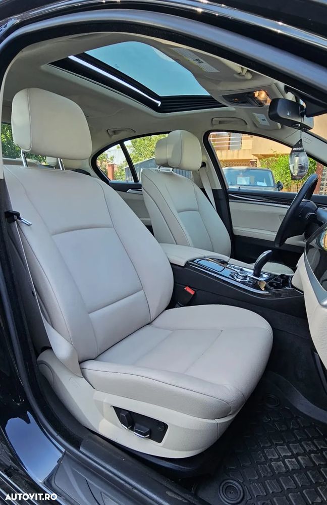 BMW Seria 5 528i xDrive AT - 10