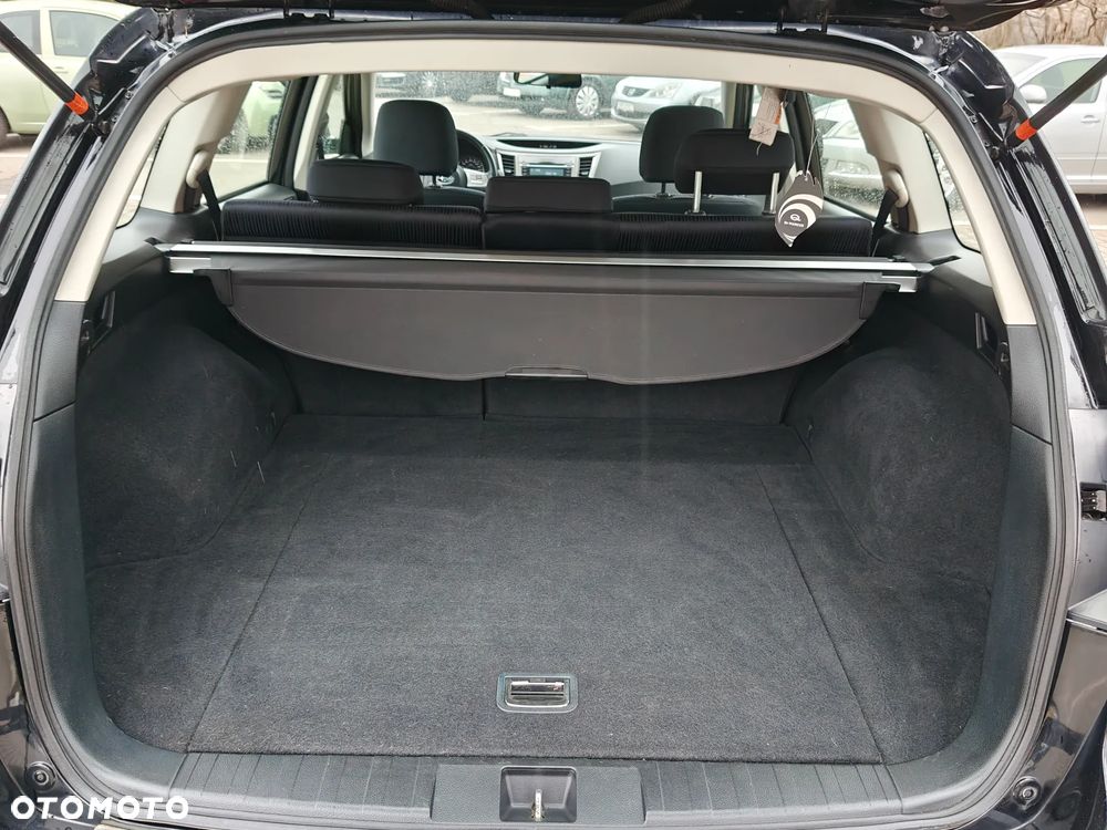 Subaru Legacy 2.0D Sport - 16