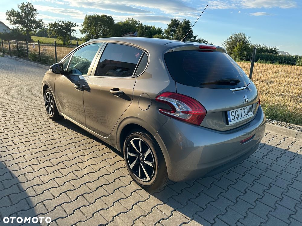 Peugeot 208 1.2 PureTech Active - 4