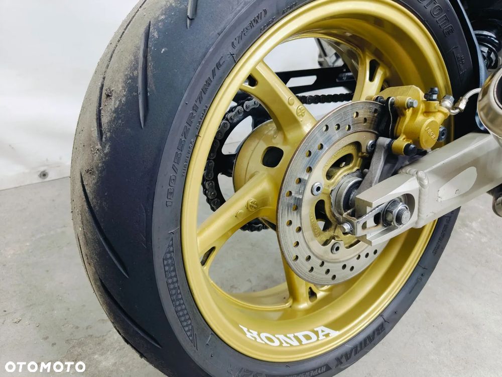 Honda Hornet - 10