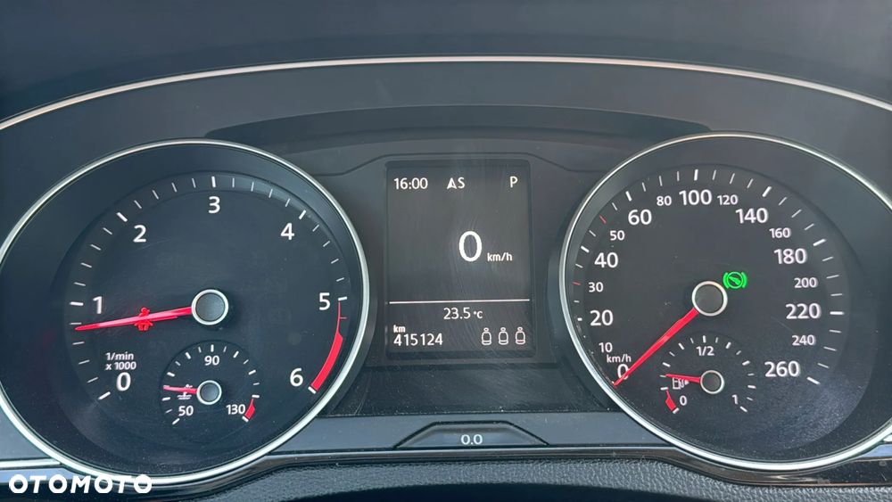 Volkswagen Passat 1.6 TDI (BlueMotion Technology) DSG Comfortline - 19
