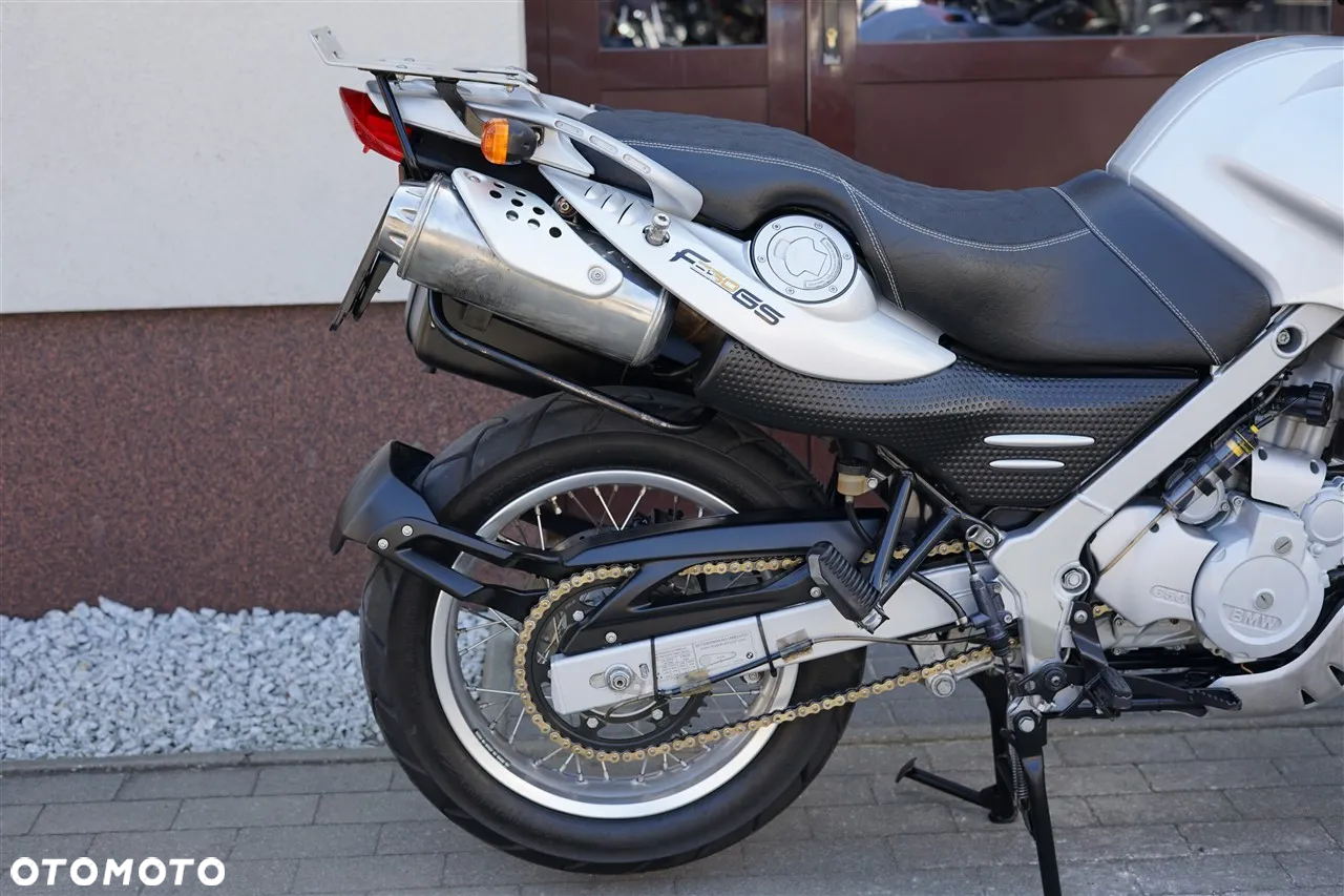 BMW F