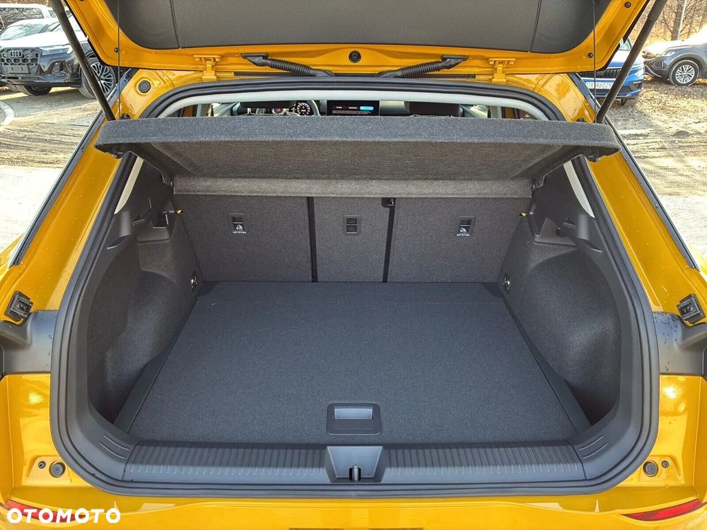 Volkswagen T-Roc - 29