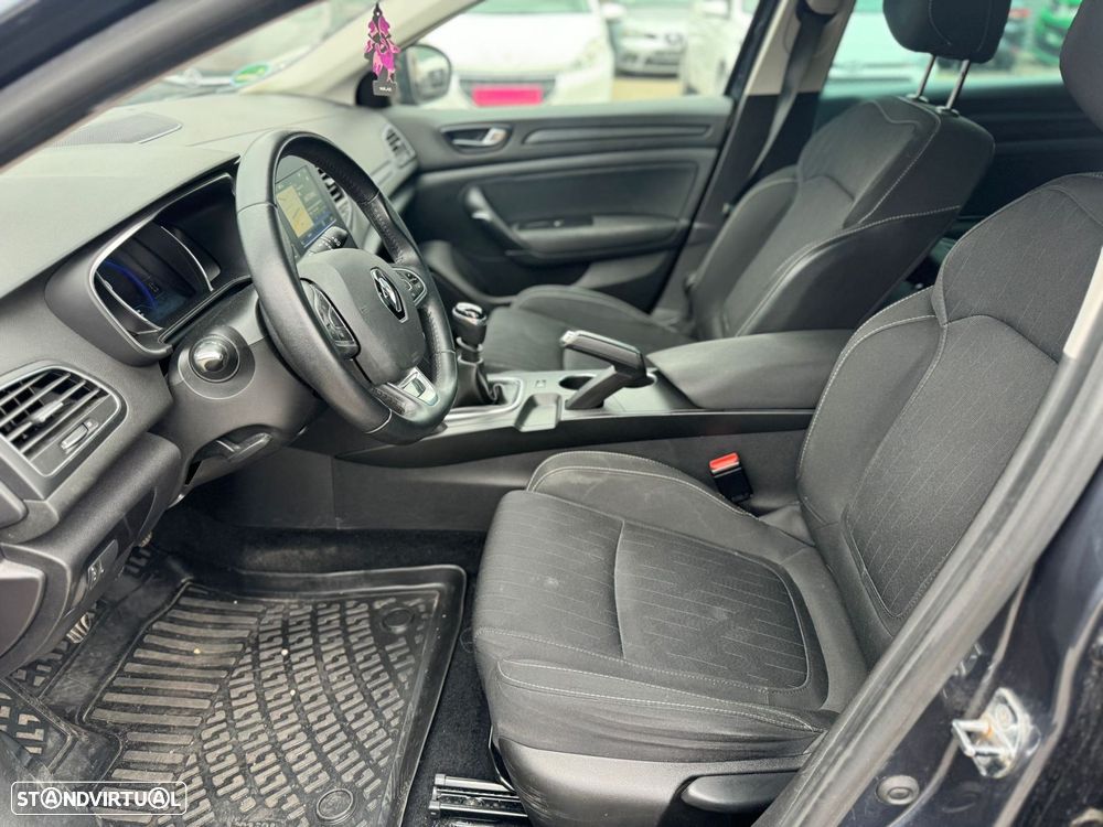 Renault Mégane 1.2 TCE Limited - 10