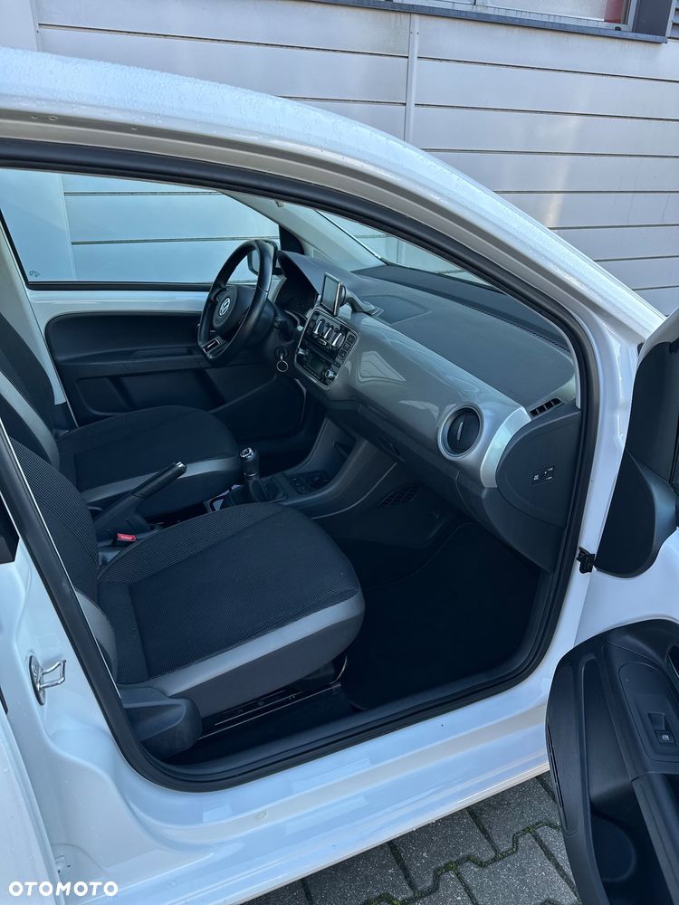 Volkswagen up! - 8