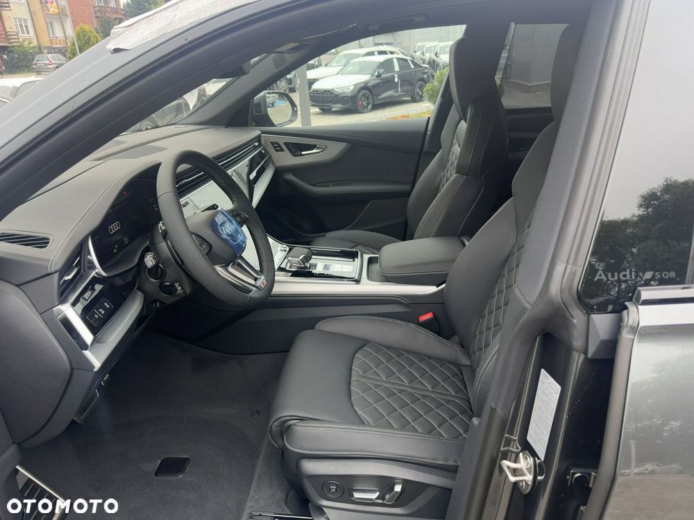 Audi SQ8 - 7