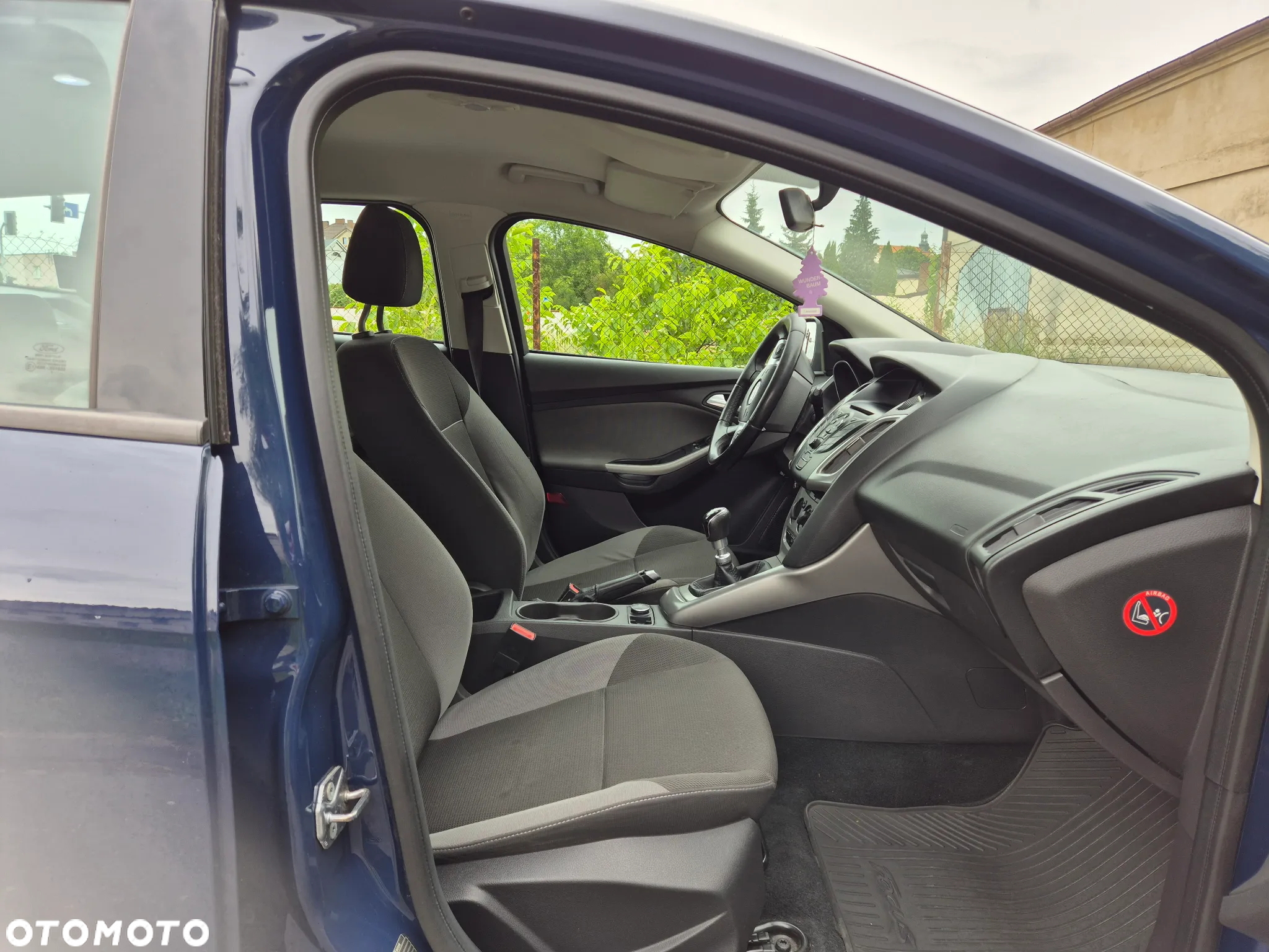 Ford Focus 1.6 TDCi DPF Ambiente - 12