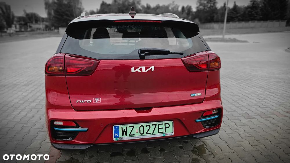 Kia Niro 64kWh L - 2