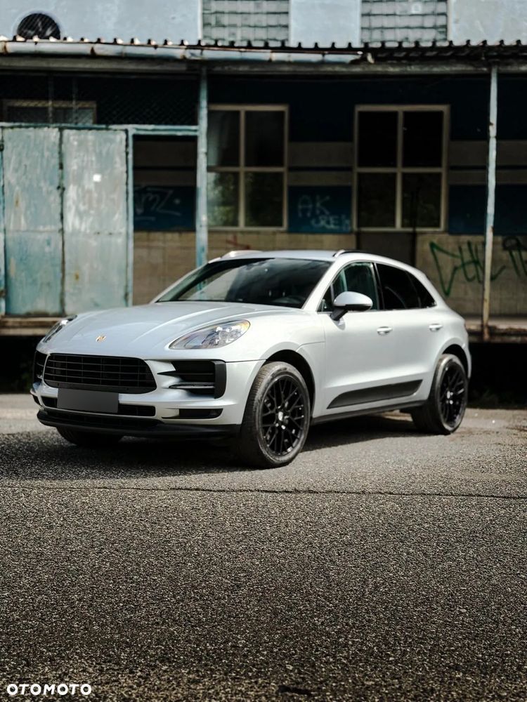 Porsche Macan Standard - 1