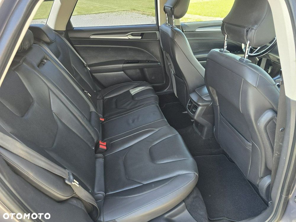 Ford Mondeo - 21